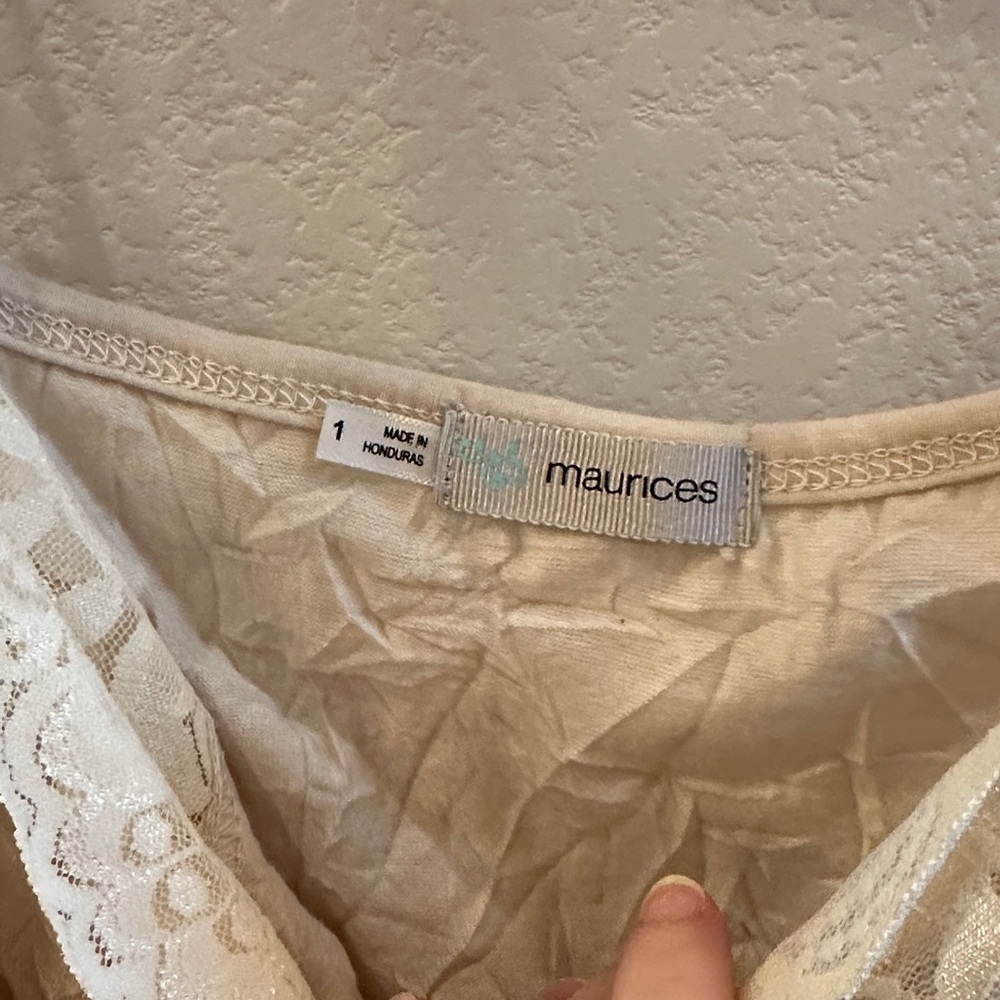 EUC Women’s Maurices Plus Size 1 Lace Trim Beige Long Tank Top Crinkle Camisole - Picture 7 of 7